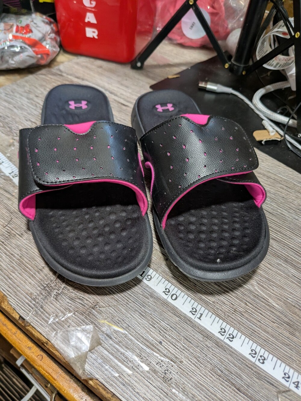 Under Armor Women's Pink And Black Slides Like New Size 9